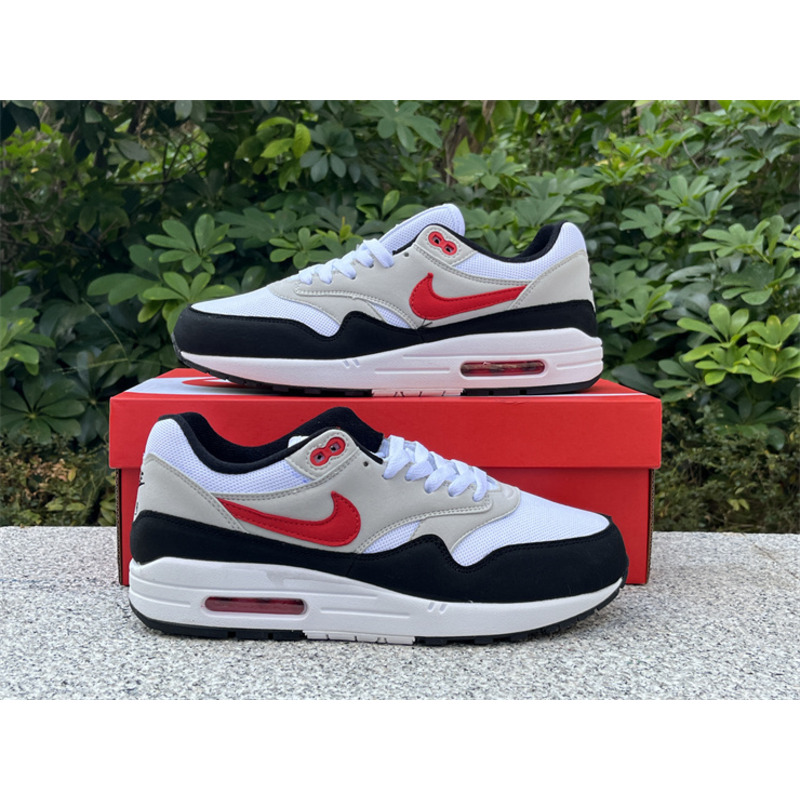 Nike Air Max 1 Sneakers Chili 2.0