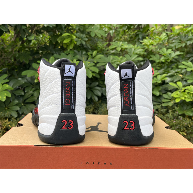 Air Jordan 12 Sneakers Red Taxi