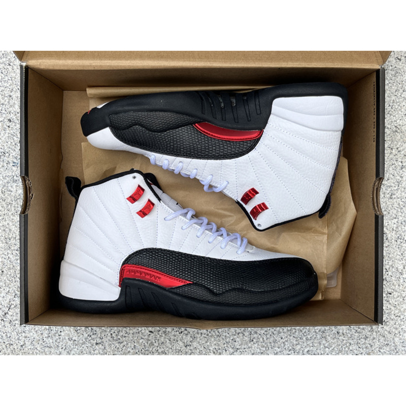 Air Jordan 12 Sneakers Red Taxi