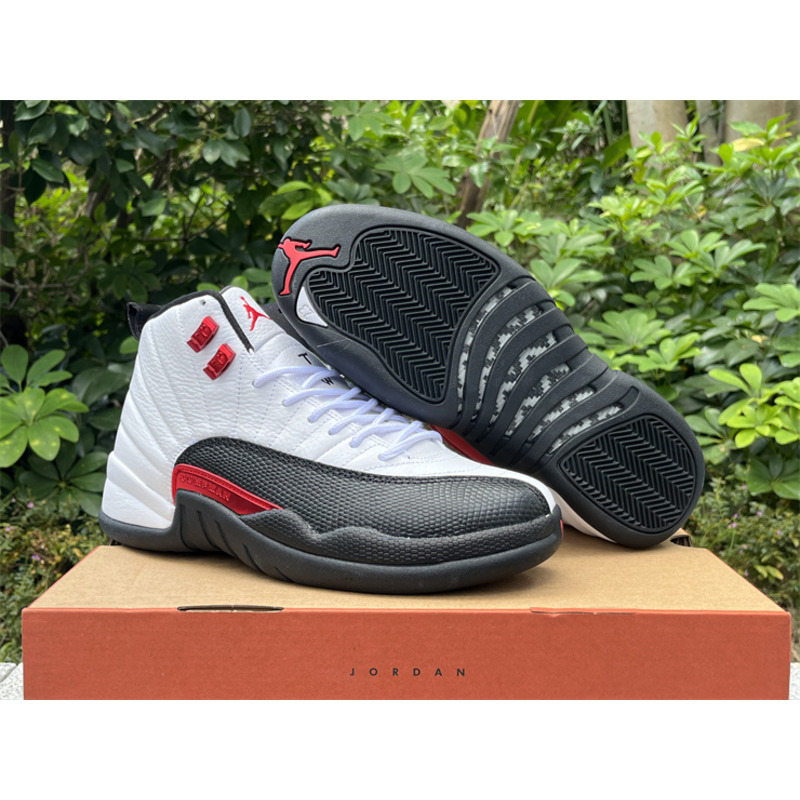 Air Jordan 12 Sneakers Red Taxi