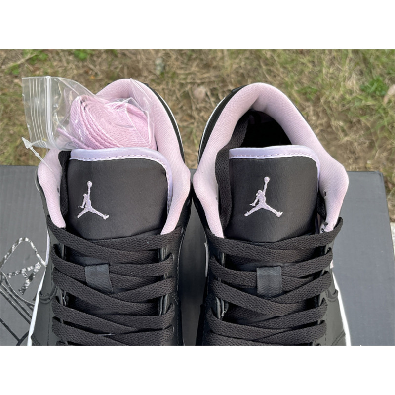 Jordan Air Jordan 1 Low Black And Pink