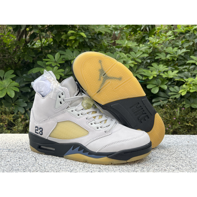 Jordan A Ma Maniere x Air Jordan 5 Diffused Blue