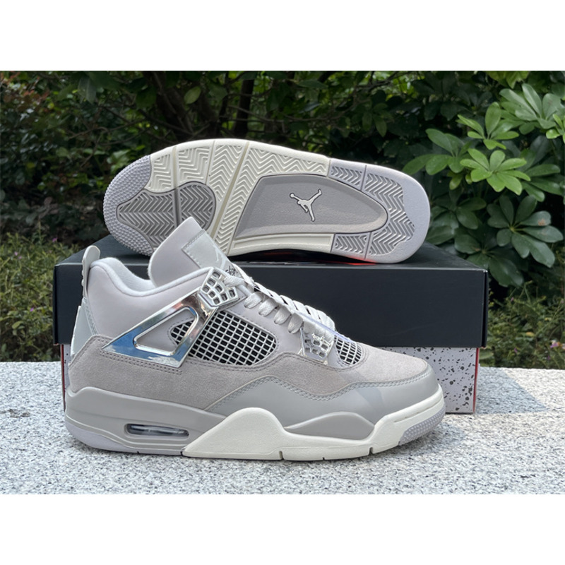 Jordan Air Jordan 4 Wmns Frozen Moments