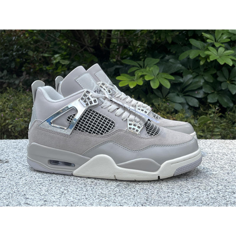 Jordan Air Jordan 4 Wmns Frozen Moments