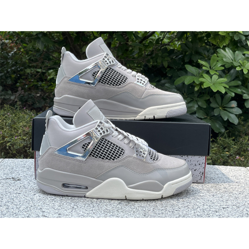 Jordan Air Jordan 4 Wmns Frozen Moments