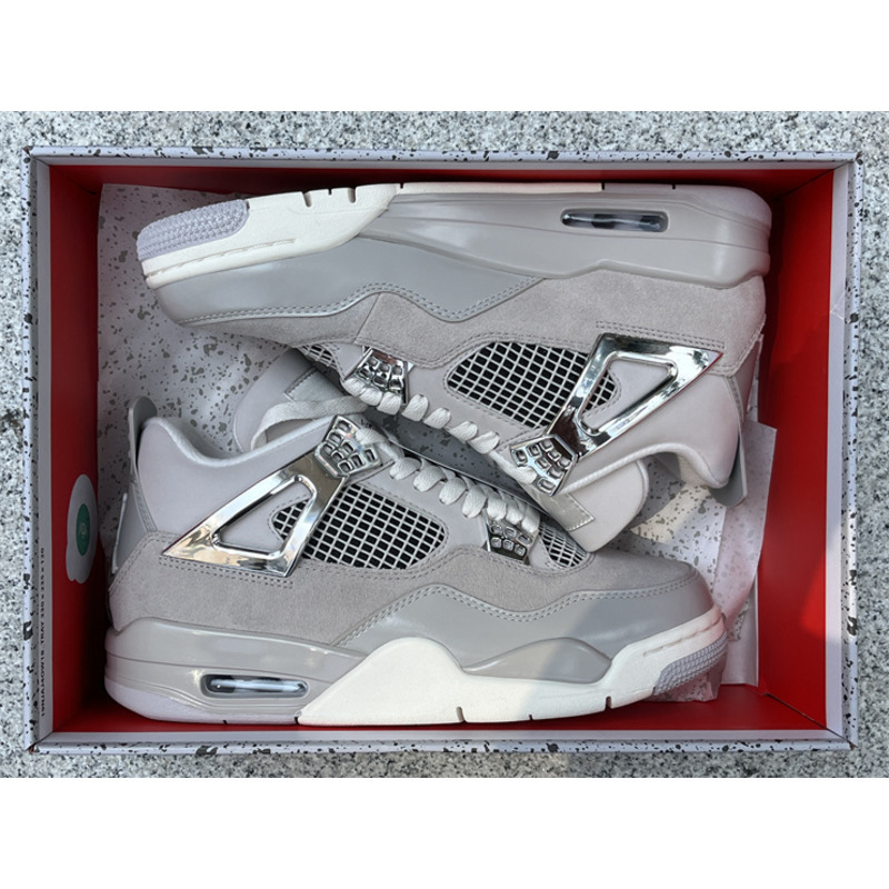 Jordan Air Jordan 4 Wmns Frozen Moments