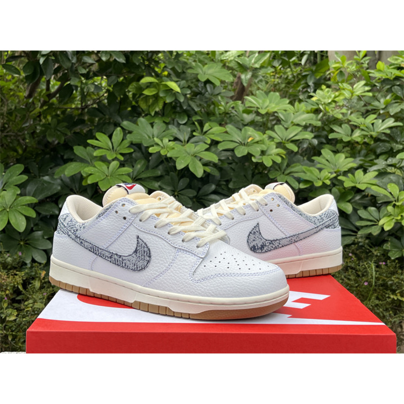 Nike Dunk Low Sneakers Washed Denim