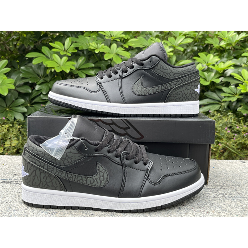 Air Jordan1 Low Se Men – Off Noir Sneakers Black-White