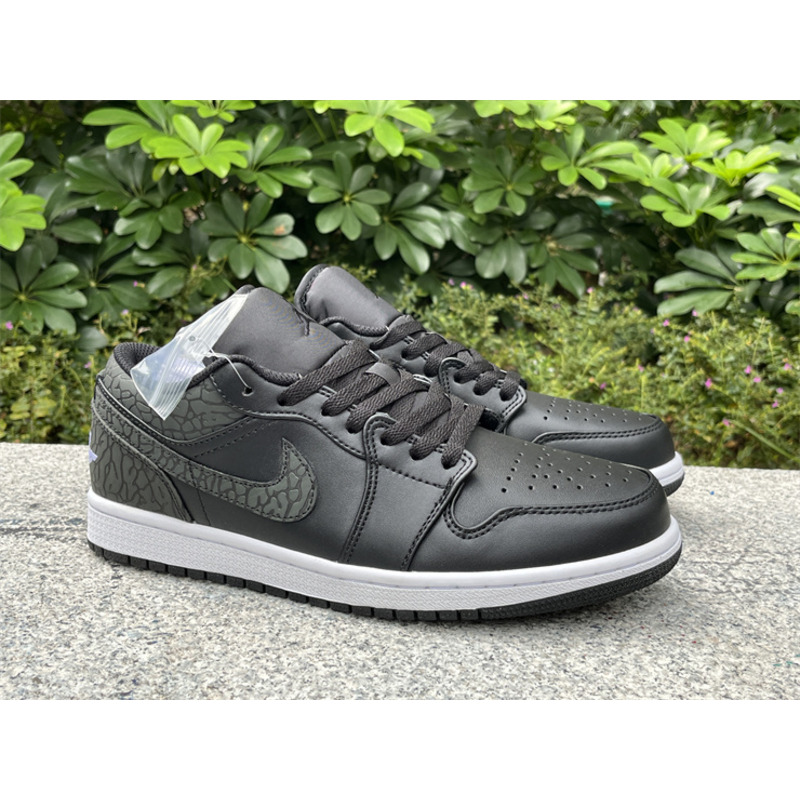 Air Jordan1 Low Se Men – Off Noir Sneakers Black-White