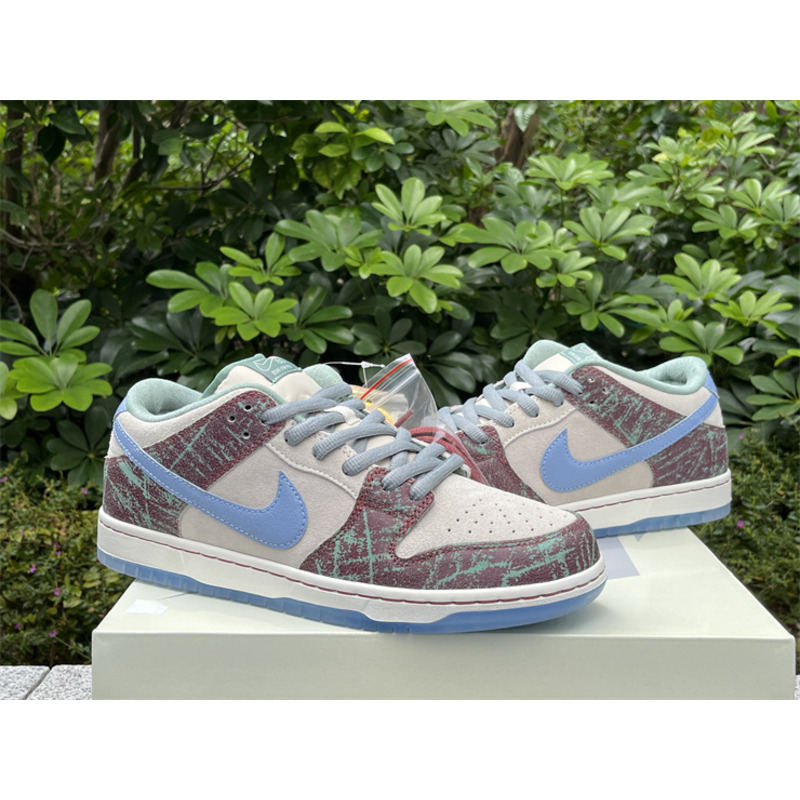 Nike SB Dunk Low x Crenshaw  Light Blue Cedar Sneakers Club Beige