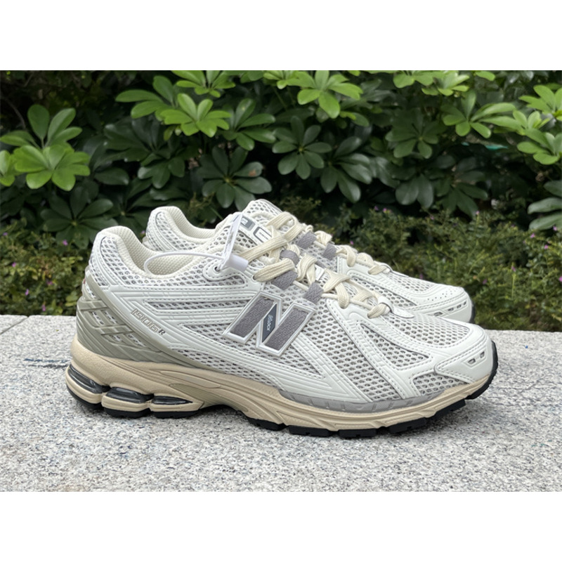 New Balance M1906RP Sneakers Ivory