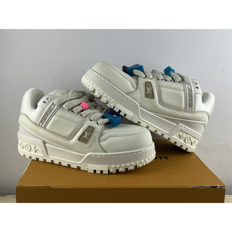 l**is V*t*n trainer maxi sneaker white