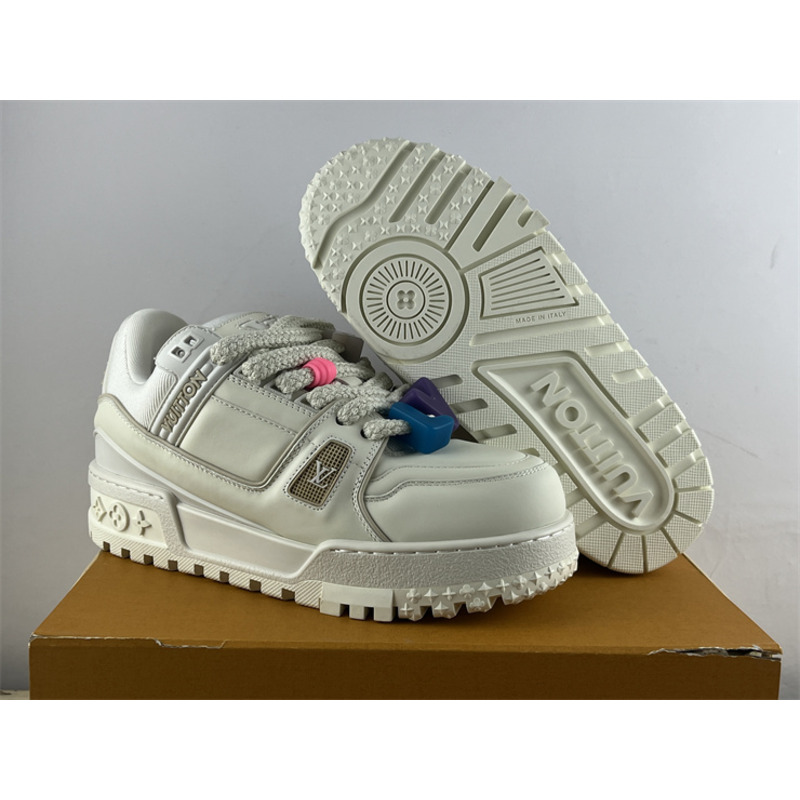 l**is V*t*n trainer maxi sneaker white