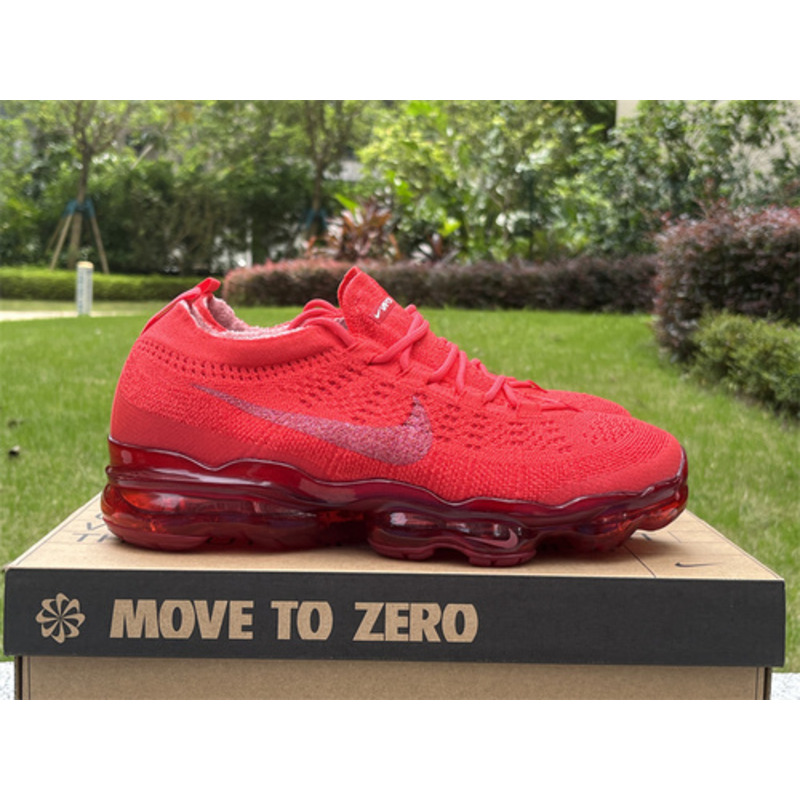 Nike Air VaporMax 2023 Flyknit Sneaker Red