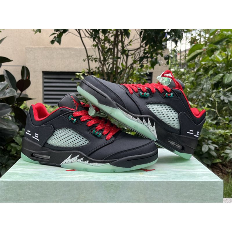 Jordan 5 x Clot Low Black/Green/Red