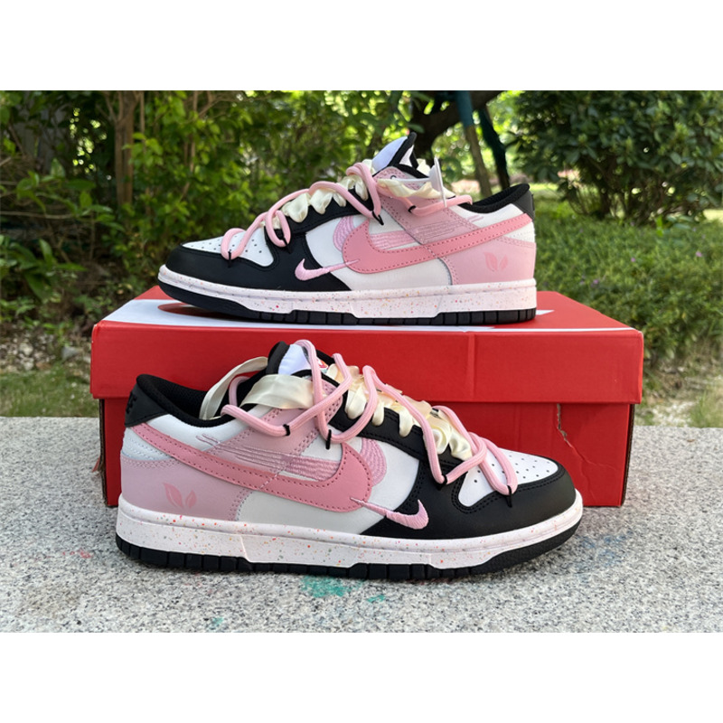 Nike Dunk Low Pink/Black/White