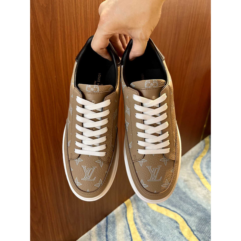 l**is V*t*n beverly hills logo sneakers in brown