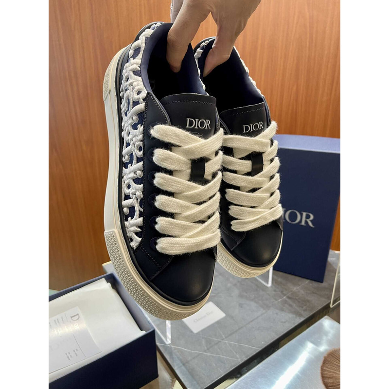 D*or b33 limited numbered edition sneaker navy blue smooth calfskin and D*or oblique raised embroidery