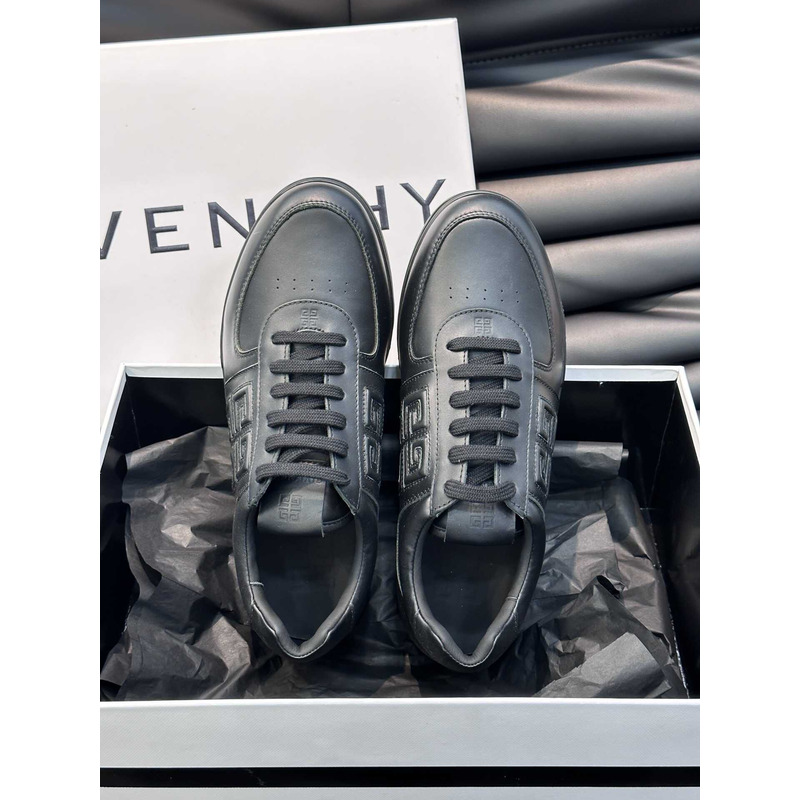 Givenchy G4 Low Top Sneakers Black