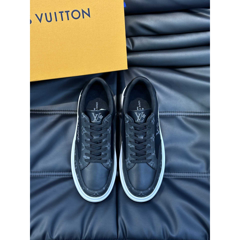 l**is V*t*n sneaker low black