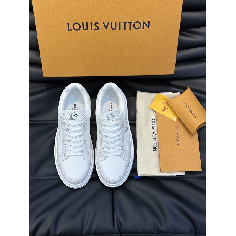 l**is V*t*n  printed pattern trainer sneaker with logo white