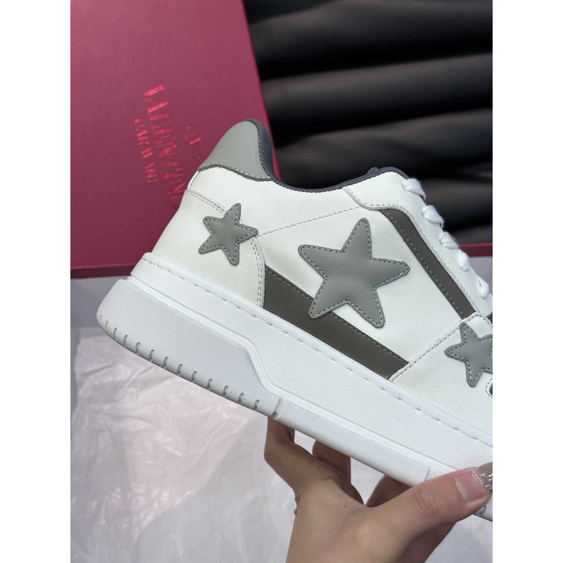 Valentino Colorblock Letter Graphic Lace-up Front Sneaker White And Gray