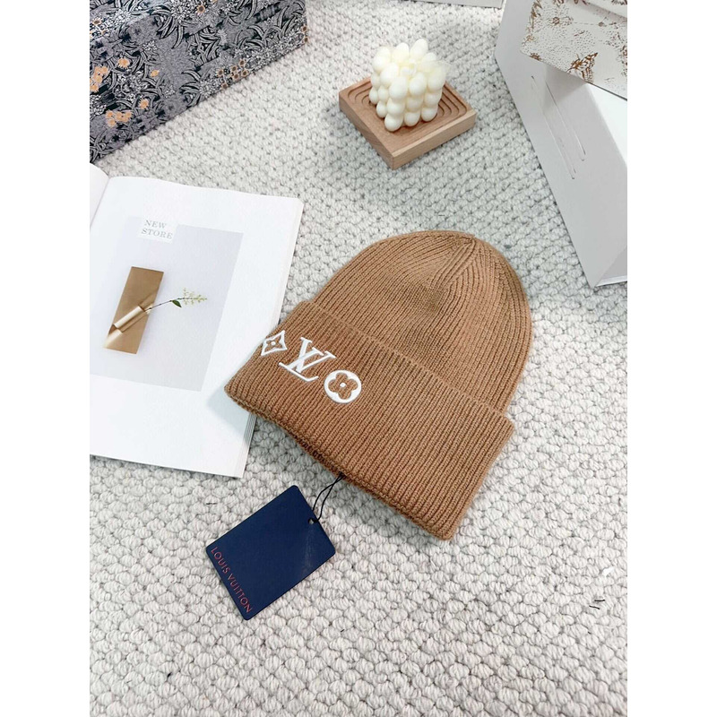 l**is V*t*n lv headline beanie camel