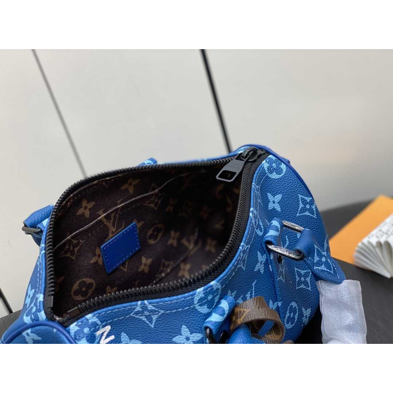 l**is V*t*n keepall 25 bag monogram blue