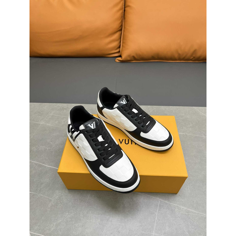 l**is V*t*n rivoli sneakers calfskin white and black