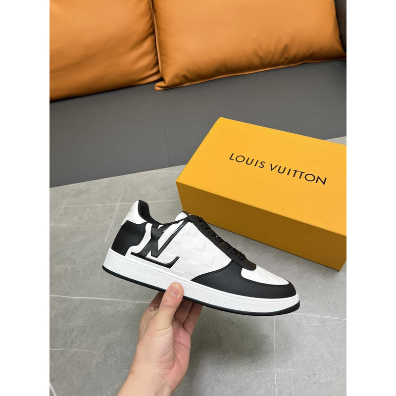 l**is V*t*n rivoli sneakers calfskin white and black