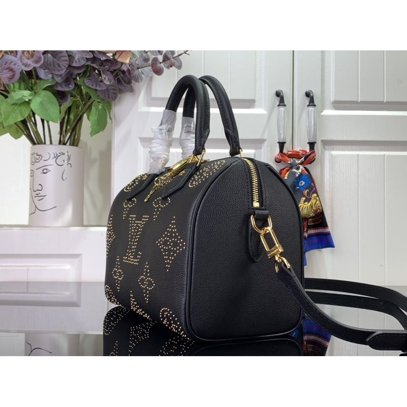 l**is V*t*n all leather speedy series nano speedy handbag black