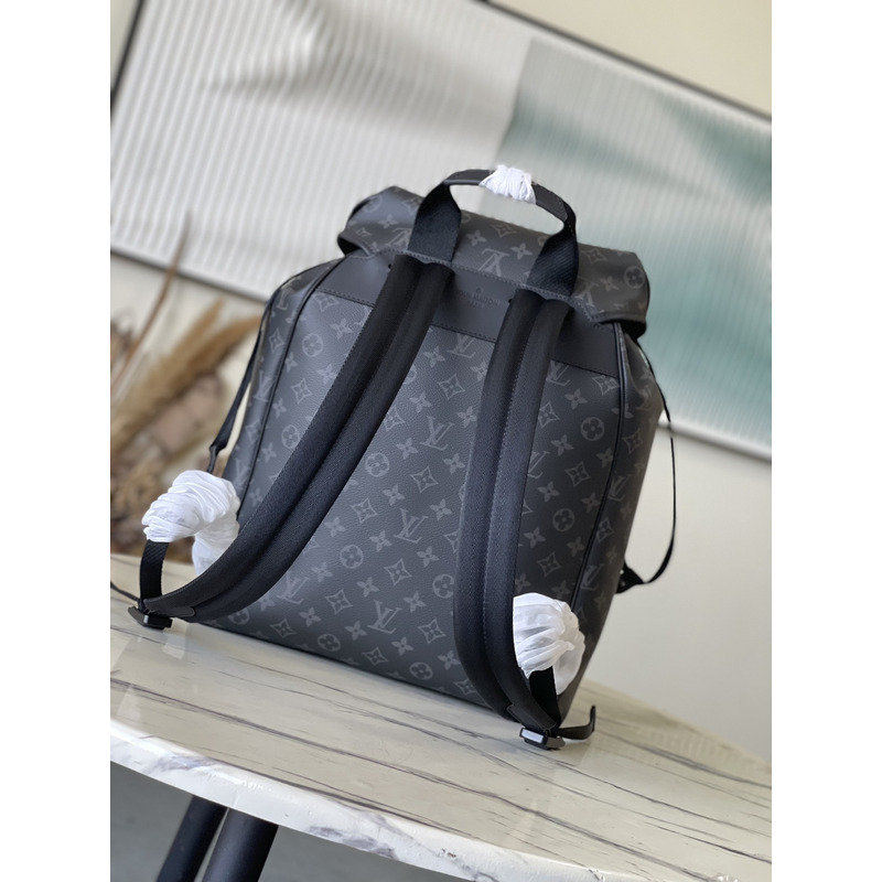 l**is V*t*n montsouris backpack black