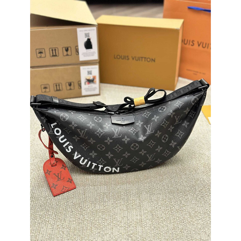 l**is V*t*n lv moon crossbody bag monogram black