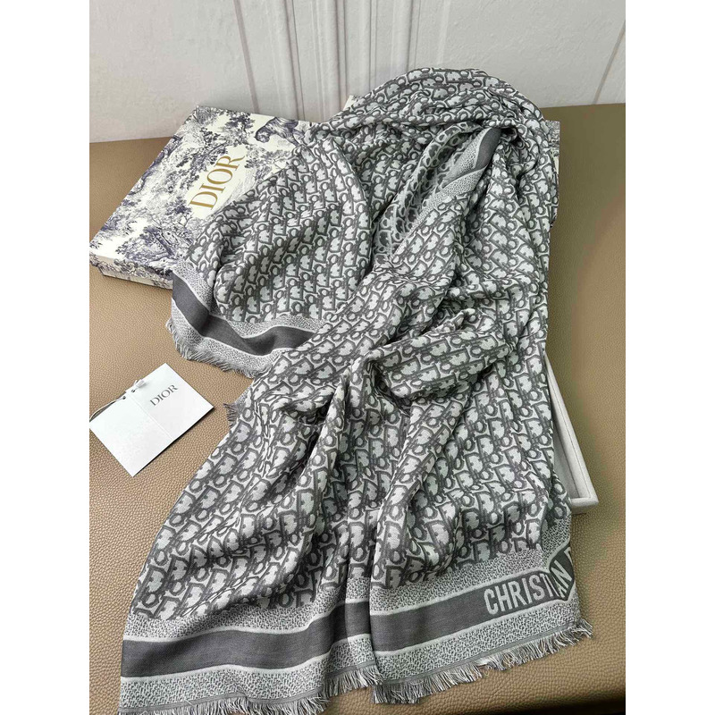 D*or oblique shawl scarf