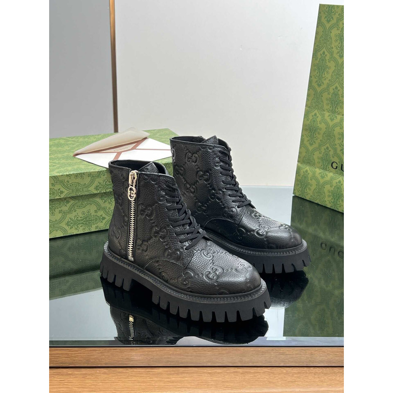 G*u*i women\''s gg leather boots black