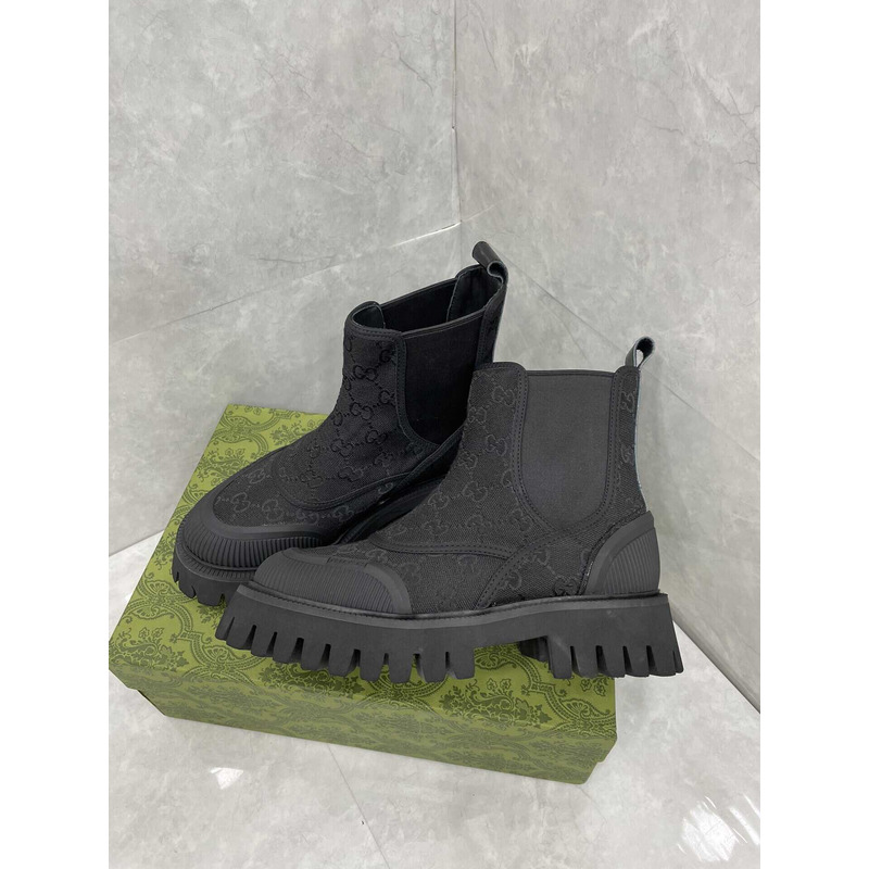 G*u*i gg canvas ankle boot black