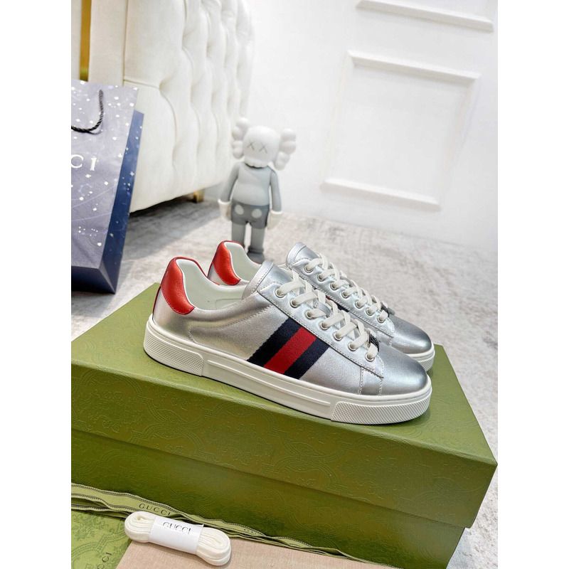 G*u*i ace sneaker with black and red web silver