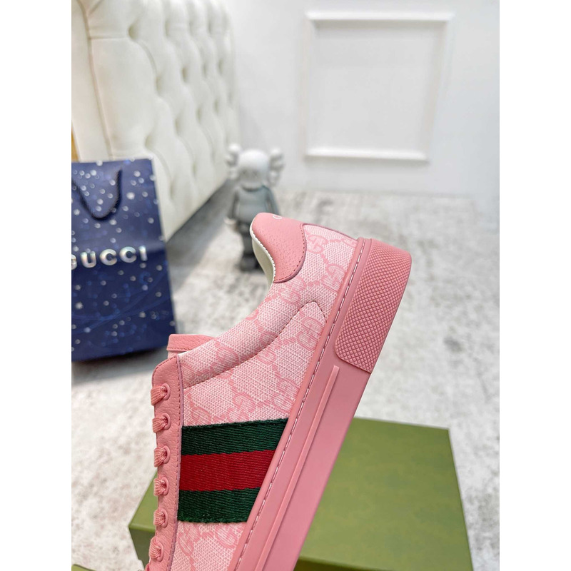 G*u*i ace sneaker with green and red web pink