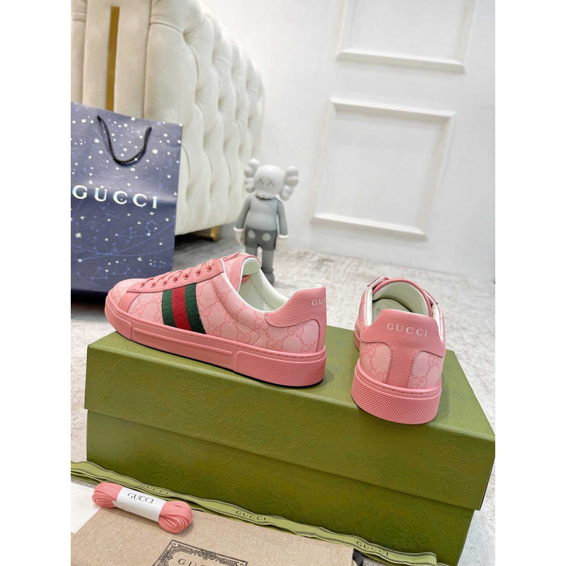 G*u*i ace sneaker with green and red web pink