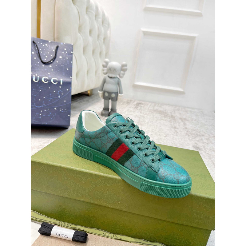 G*u*i ace sneaker with green and red web green