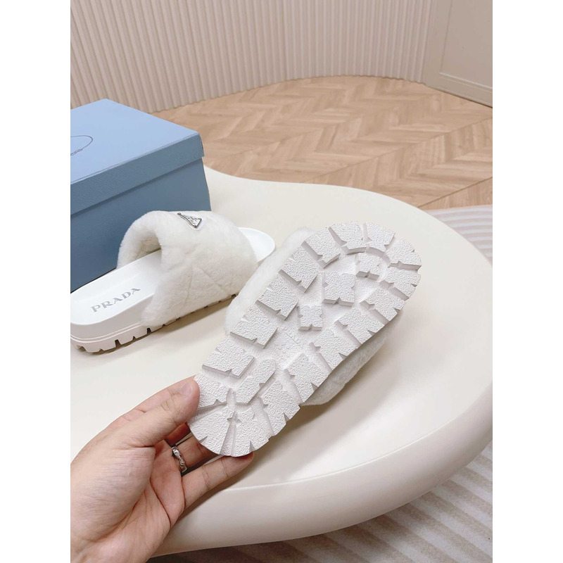 Pra*a sheepskin slip-on sandals white