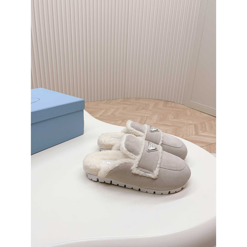 Pra*a logo-plaque shearling slippers grey