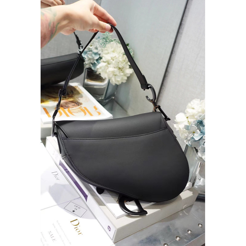 D*or saddle bag with strap calfskin ultramatte black