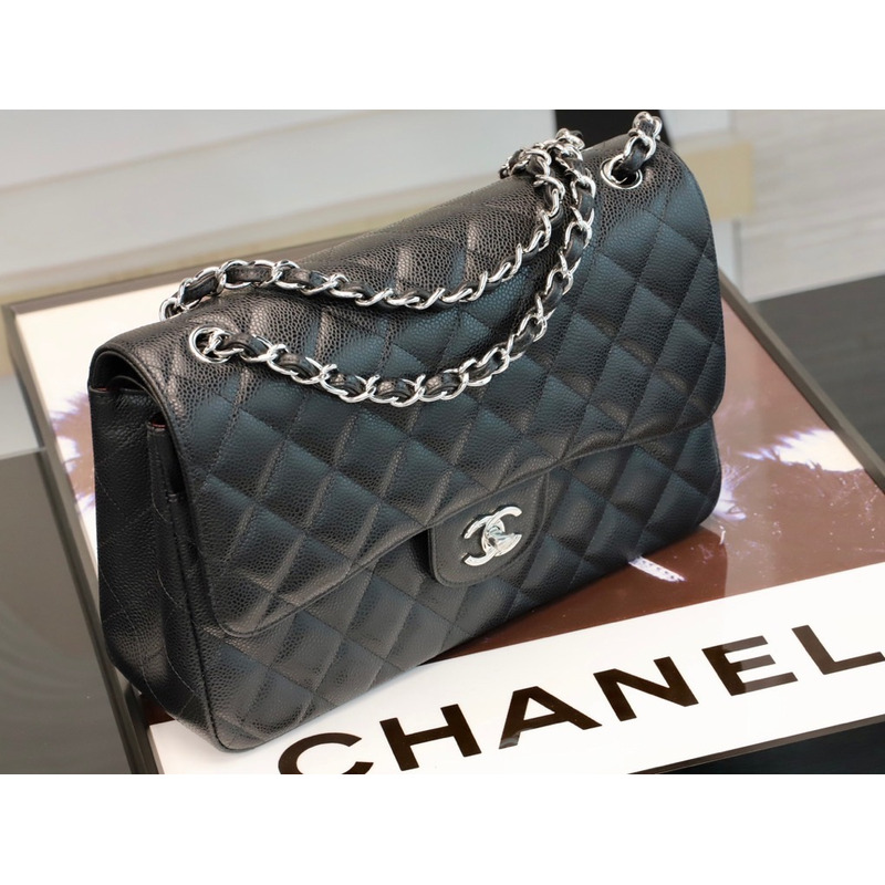 Ch*el classic single flap bag quilted caviar jumbo