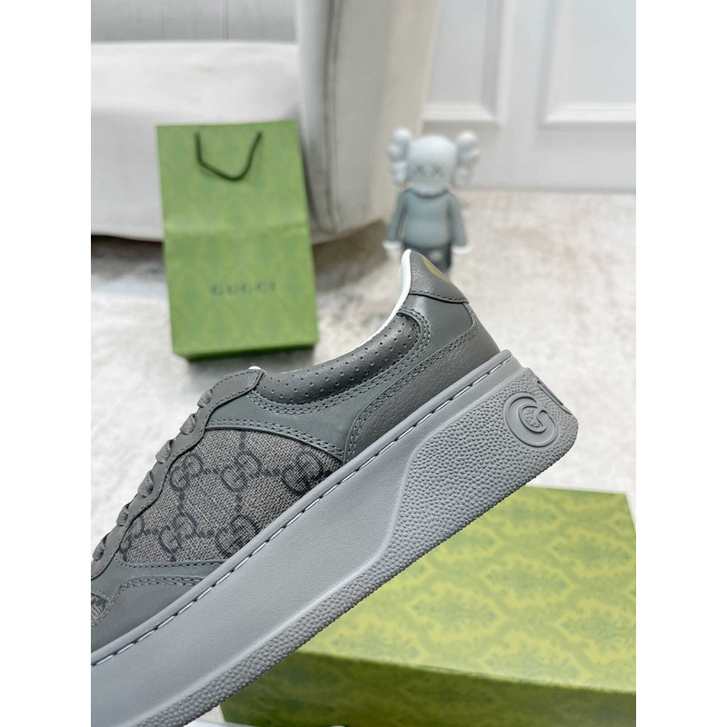 G*u*i damensneaker mit gg grey und grauer gg sup*e-canvas