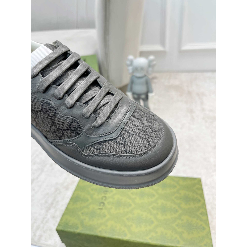 G*u*i damensneaker mit gg grey und grauer gg sup*e-canvas