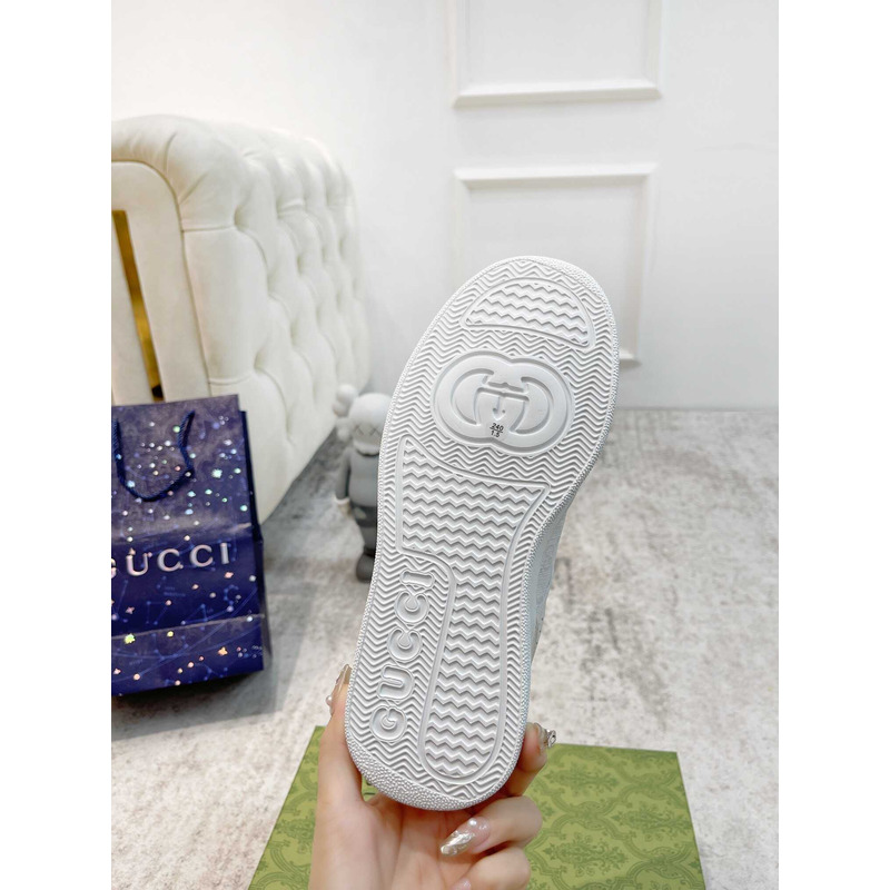 G*u*i damensneaker mit gg weißer und grauer gg sup*e-canvas