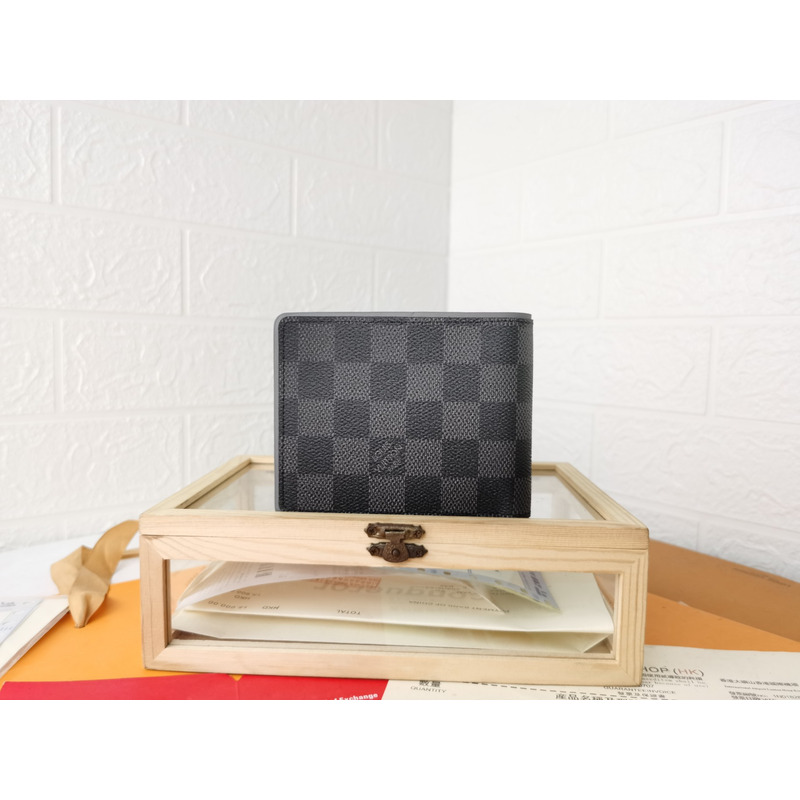 l**is V*t*n gray black damier graphite slender wallet