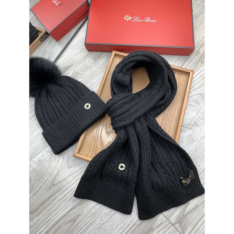 Loro piana Wool Pom And Scarf Black