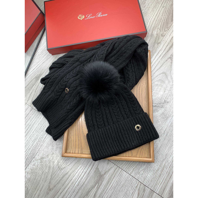 Loro piana Wool Pom And Scarf Black